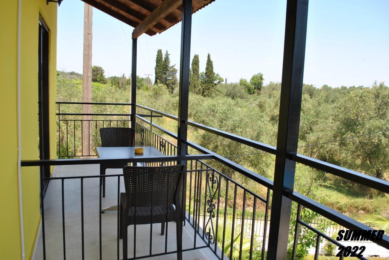 Palmyra Studios Kavos Exterior photo