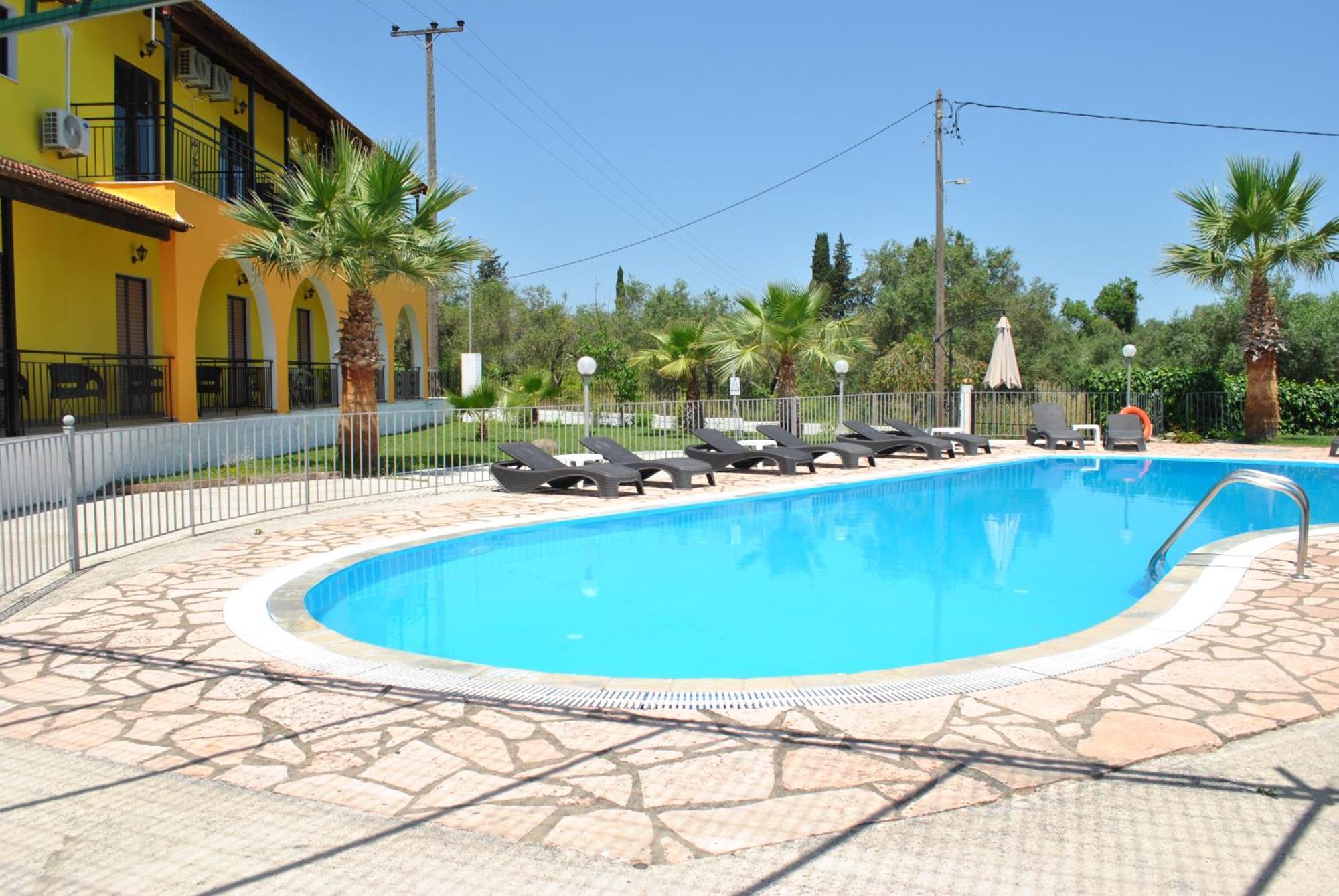 Palmyra Studios Kavos Exterior photo