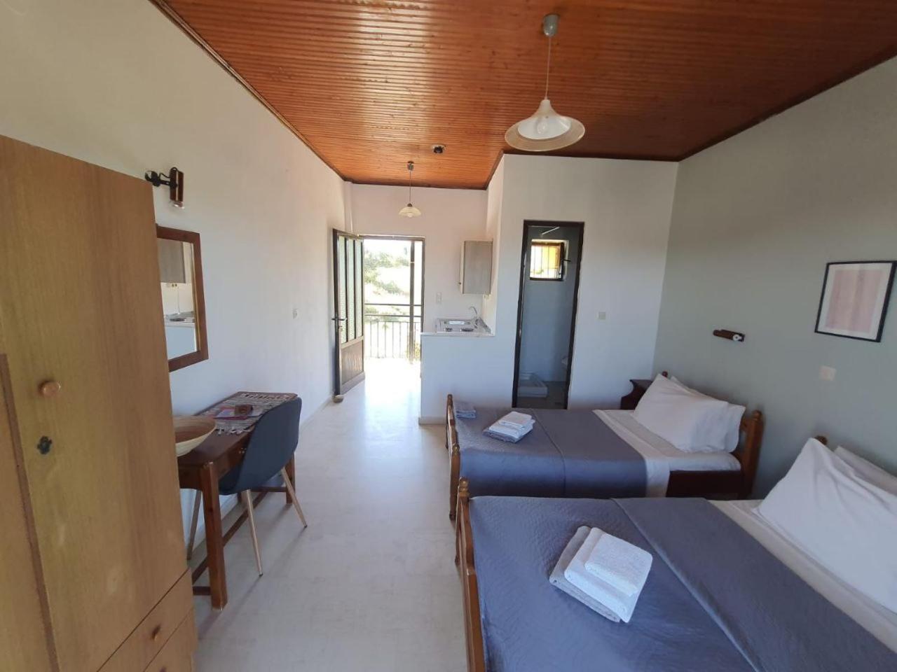 Palmyra Studios Kavos Exterior photo
