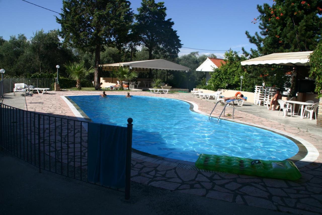 Palmyra Studios Kavos Exterior photo